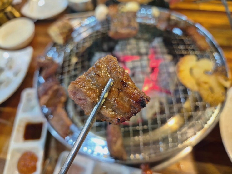 [맛집리뷰] 포천맛집 이맛갈비, 계곡 물소리 들으며 쉬다 갈 수 있는 휴양지풍 야외석