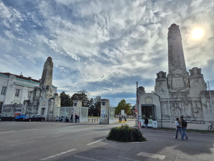 비엔나 중앙묘지(Wiener Zentralfriedhof)｜베토벤과 슈베르트가 잠든 곳, 묘비에 새겨진 삶과 예술! : 네이버 블로그