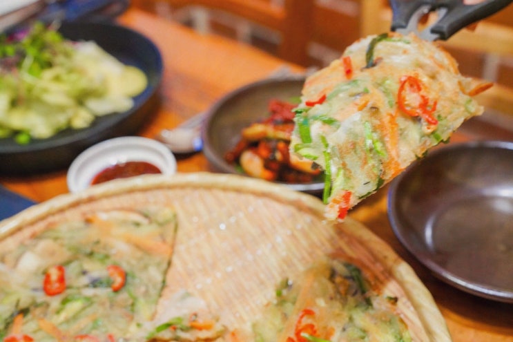 에딘버러cc맛집 라운딩 후 힐링, 정성 가득한 한옥 황토집사람들