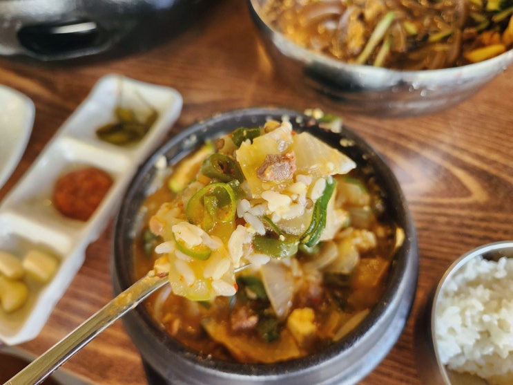 [이맛갈비] 포천이동갈비, 계곡 물소리 들으며 야외 쉼터에서 힐링