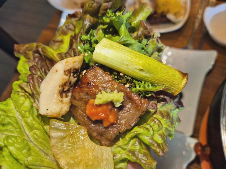 [이맛갈비] 포천맛집, 계곡물 소리 들리는 야외 쉼터와 휴양지 분위기