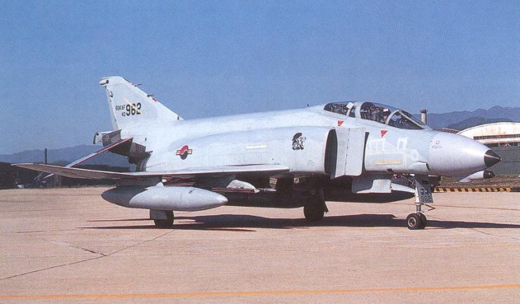 한국공군 F-4D 구형 Compass Ghost 위장 데칼 발매예정! : 네이버 블로그