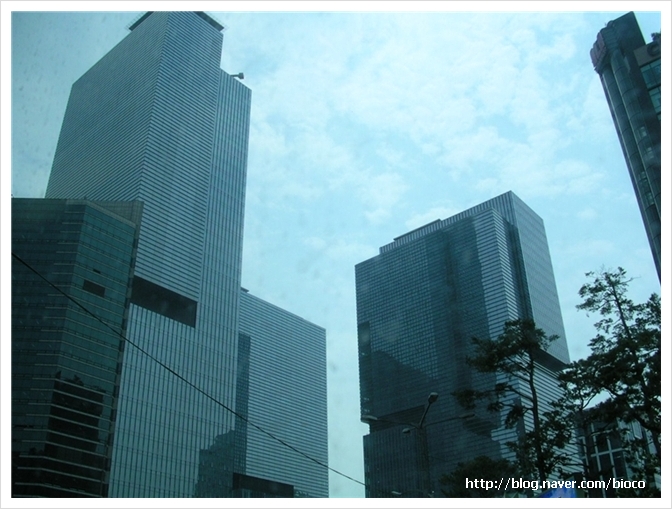 강남역 근처 삼성타운가의 빌딩들 [Samsung Town(삼성생명 서초타워), MERITZ TOWER] : 네이버 블로그