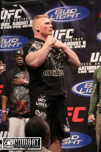 [UFC 87]브록 레스너 vs. 히쓰 히링(계체) : 네이버 블로그